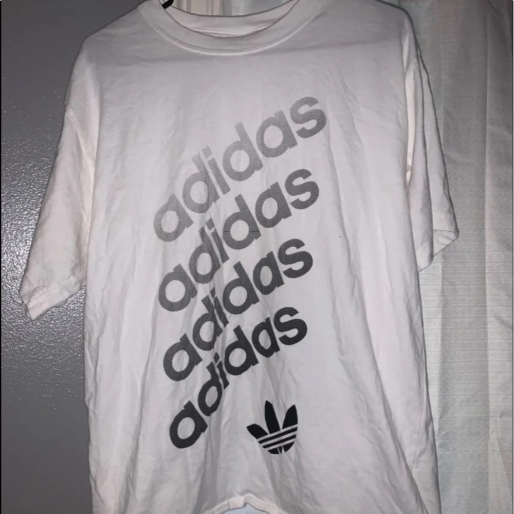 Adidas T-Shirt